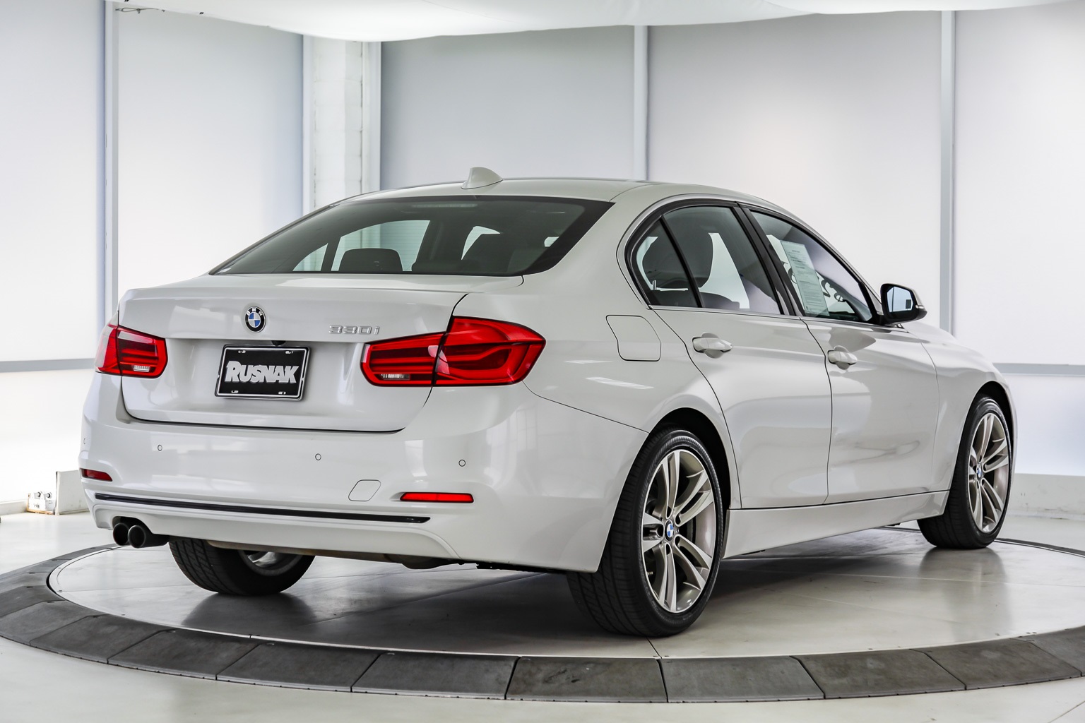 Certified Pre-owned 2017 Bmw 3 Series 330i 4d Sedan In Thousand Oaks 